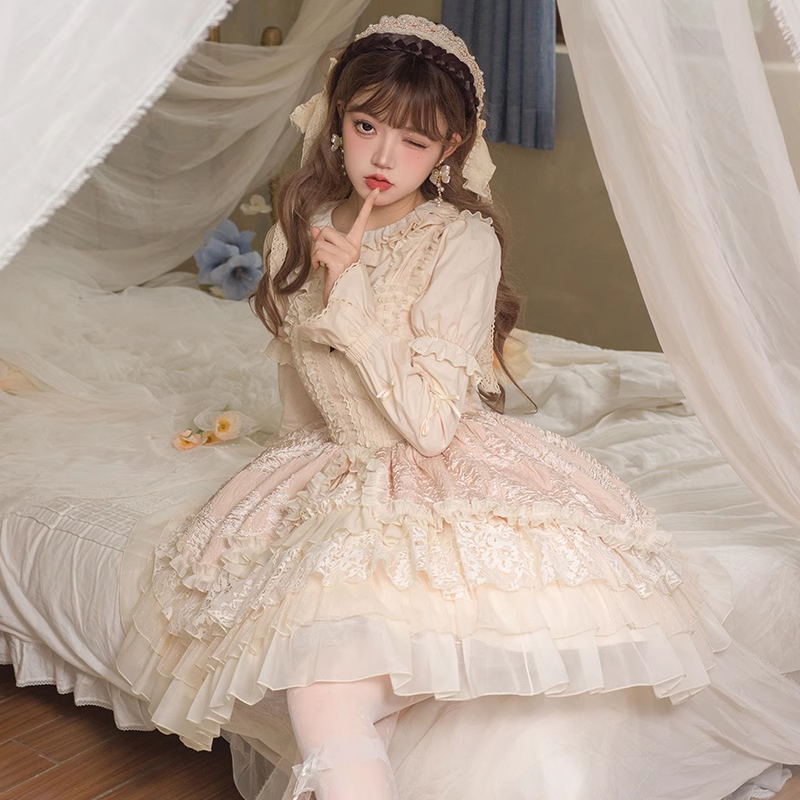 CECIL McBEE　編み上げリボン　y2k coquette 00s Women Y2k Lace Going Out Crop Top Summer Cap Sleeve Sheer