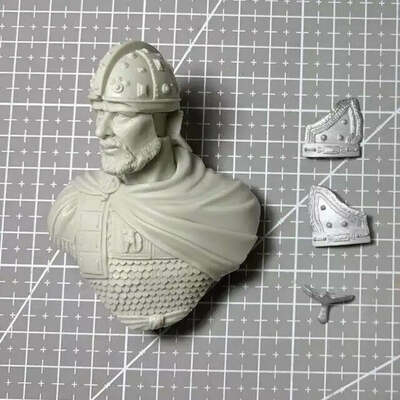 1/10 bust resin model kit roman emperor warrior unpainted