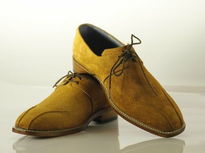 New Tan Suede Lace Up Two Splits On Toe Stylish Lace Up Men's Shoes