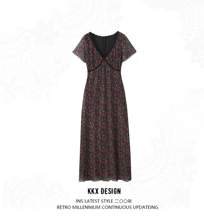 Retro Rose Floral V-Neck Queen Dress