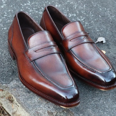 Premium quality brown finishing formal penny loafers slips on moccasin shoes for mens