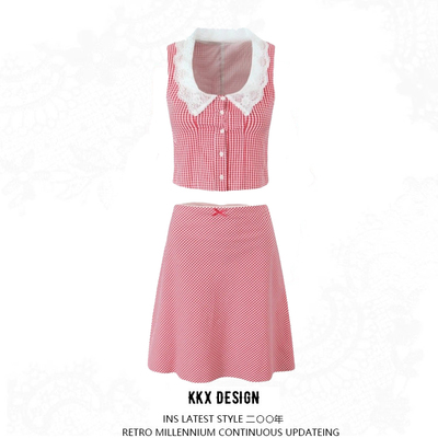 Square neck lace sleeveless short belly-exposing vest top for women with niche low waist plaid skirt