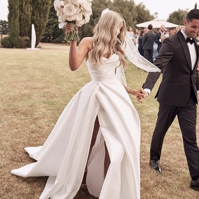 White volumes satin wedding dresses with high slit - Thumbnail 2