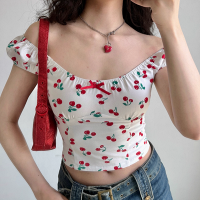 Cherry print short-sleeved t-shirt