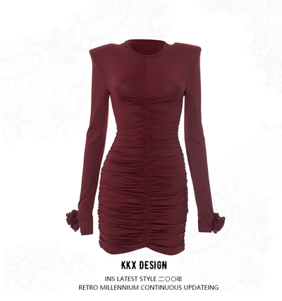High-shoulder pleated dress with 3D flowers