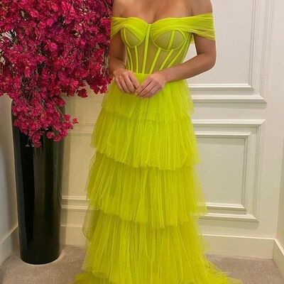 Elegant tiered ball gown tulle prom dress evening formal gowns