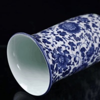Collection crafts Blue and White Porcelain Vase Hand-painted Lotus Pattern Vase | Collection | Retro | Vintage - Thumbnail 3