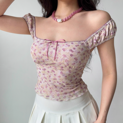 Cherry print square neck short sleeve t-shirt