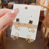 Fashion Sparkling Star Lucky Clover Stud Earrings For Women Girls - Thumbnail 1