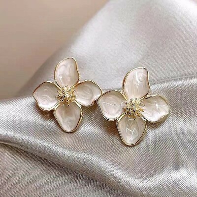 New trendy  flowers stud earrings for women girls jewelrys gifts