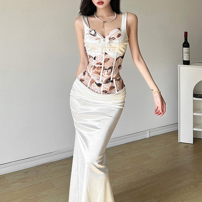  Fashion style spring new women's solid color slim fit tank top fashionable high waisted skirt set