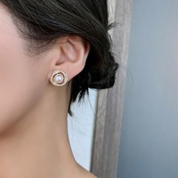 Fashion Shiny Imitation Pearl Stud Earrings for Women Girls - Thumbnail 3