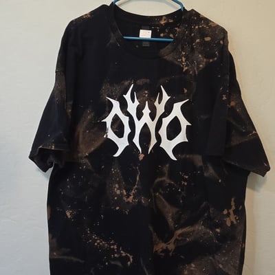 3xl owo hand screen printed shirt