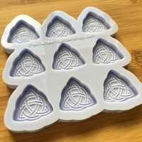 Trinity Knot Silicone Mold - Thumbnail 3