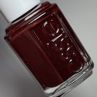 Essie - Wicked - Thumbnail 2