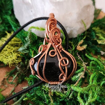Copper pumpkin w/black on yx