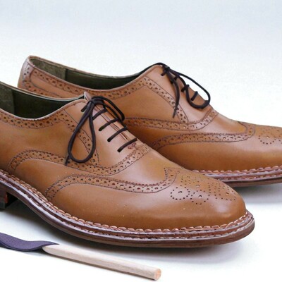 Crafted leather classic brown leather triple sole hand sewn wingtip oxford dress shoes