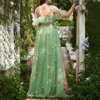 Elegant Ruffled Lace & Tulle Evening Dress for Women - Thumbnail 3