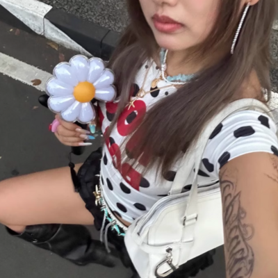 Millennial hottie polka dot letter print sexy short sleeve top