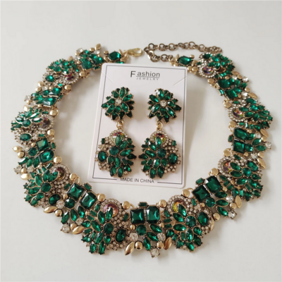 Fashion green crystal rhinestones choker necklace & earrings set
