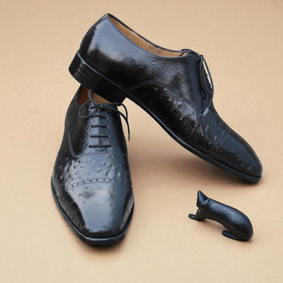 Crafted leather men shoes black ostrich leather lace up dress shoes