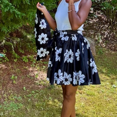 Blooming contrast skirt set
