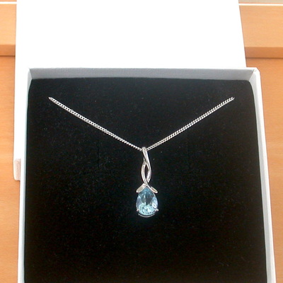 Boxed gift/blue topaz pendant 18" sterling silver chain/topaz necklace/topaz jewellery/topaz jewelry/topaz jewelery/november birthstone/uk