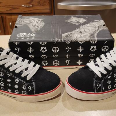 Fieldy of korn tribal street wear signature shoes