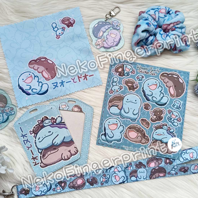 Wooper family acrylic keychain