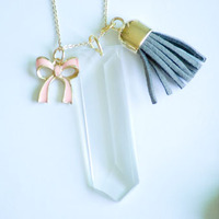 Bow & Tassel necklace - Thumbnail 3