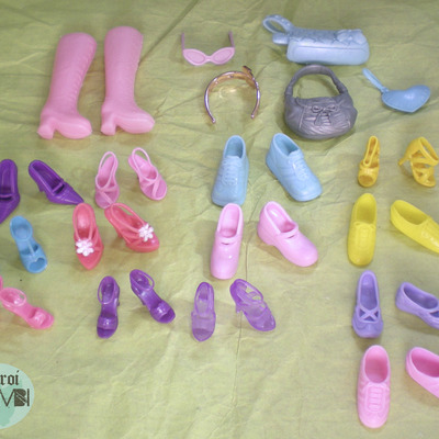 Pullip - barbie - 1/6 scale dolls - shoes + bags lot