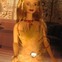 NEW *** Miss Royalty FANTASY Barbie Doll *** New - Thumbnail 4