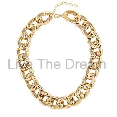 Gold chunky chain necklace