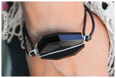 Black En'Wrap 'Ture