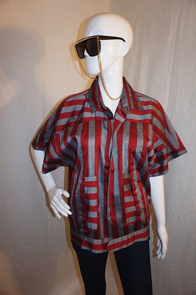 Vintage primavera gray/red stripe top, size l