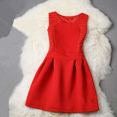 Slim round neck sleeveless dress   5720
