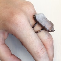 POINTED QUARTZ STATEMENT RING - Thumbnail 1