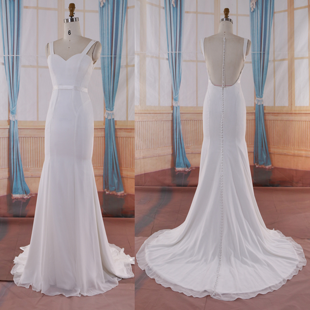 plain trumpet wedding dress
