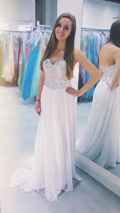 Sweetheart neck Long Chiffon Prom Dresses crystals Floor Length Women party Dresses