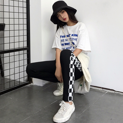 Checker casual pants