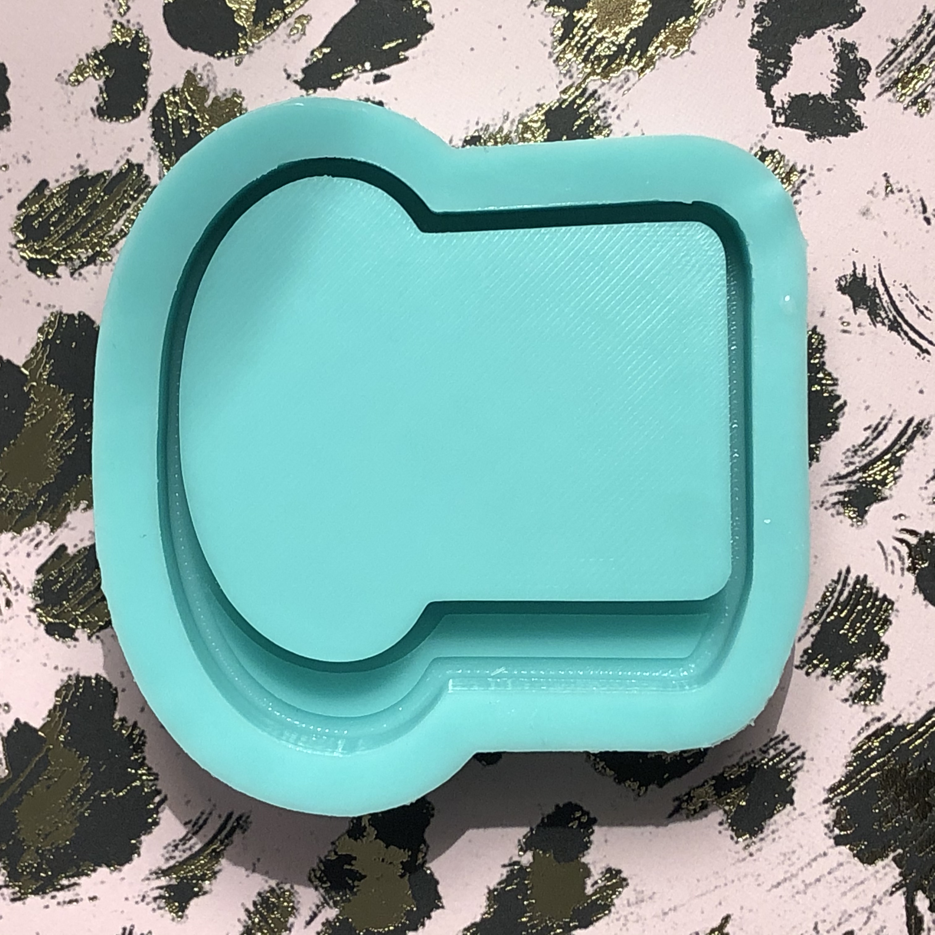 Destash molds