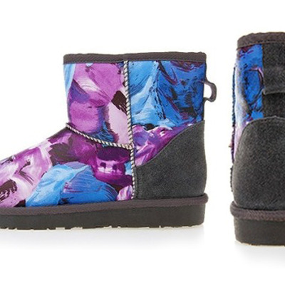 Floral snow boots 